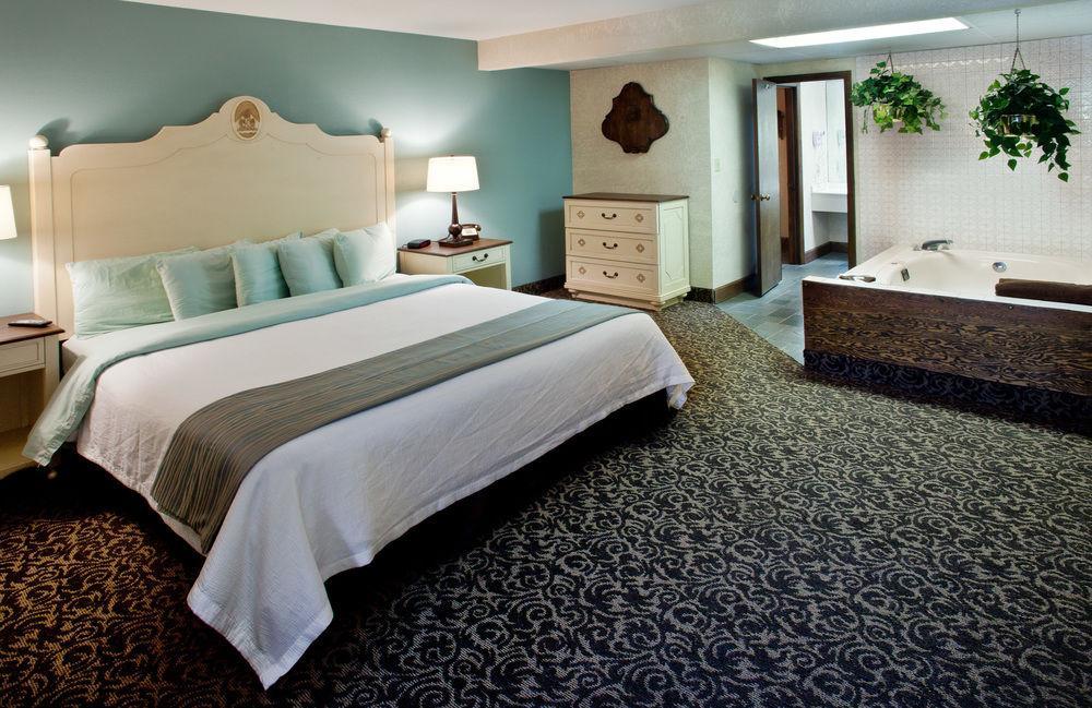 Helendorf River Inn, Suites & Conference Center Eksteriør billede